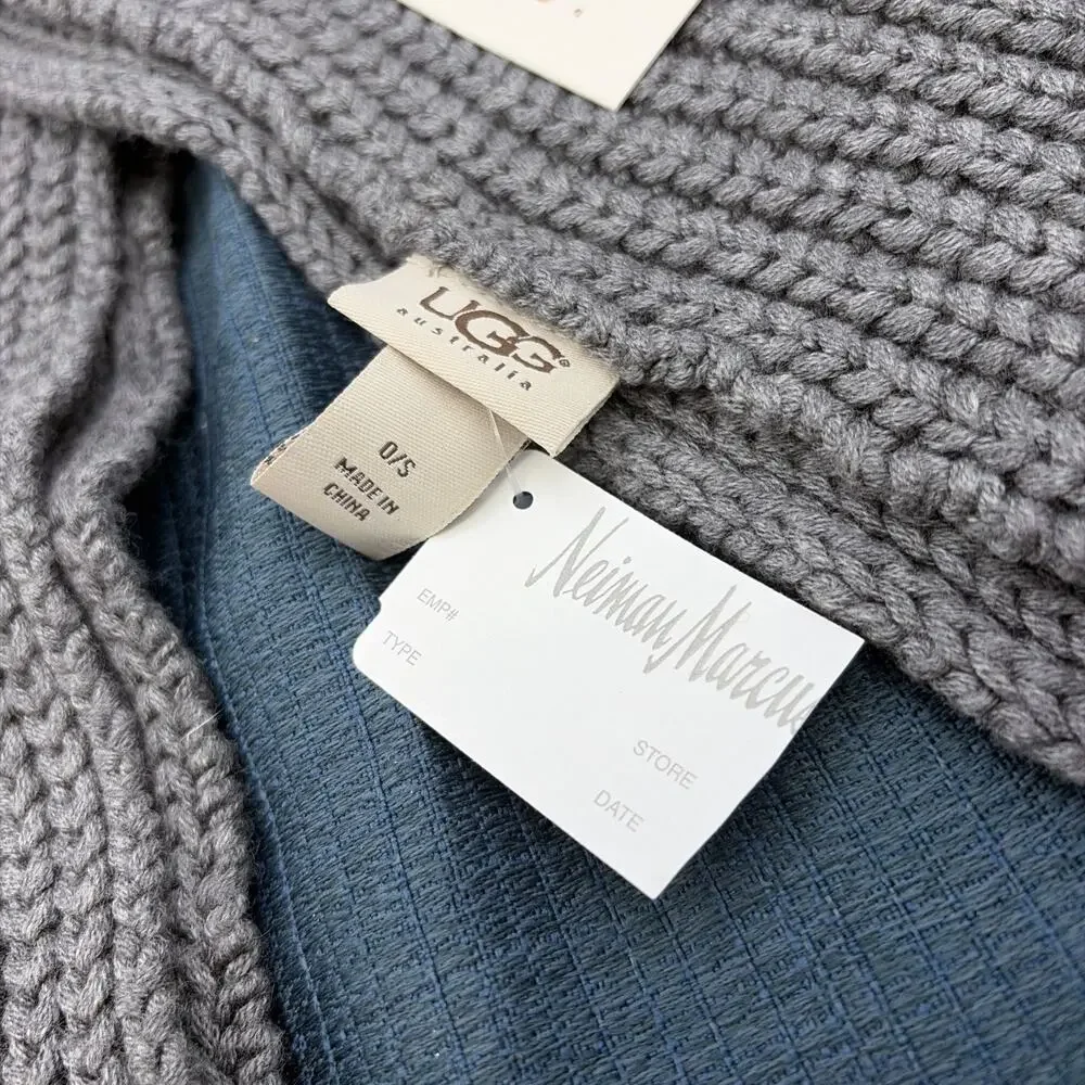Ugg Gray Knit Winter Scarf Fringed With Accent Buttons New with Tags